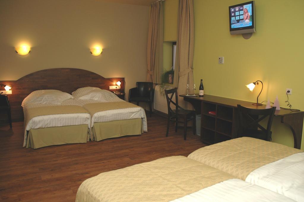 Hotel Van Reeth'S Koffiebranderij Puurs Cameră foto